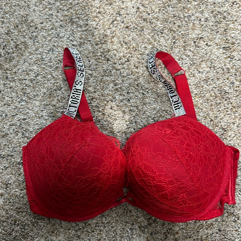 Victorias Secret push up bra